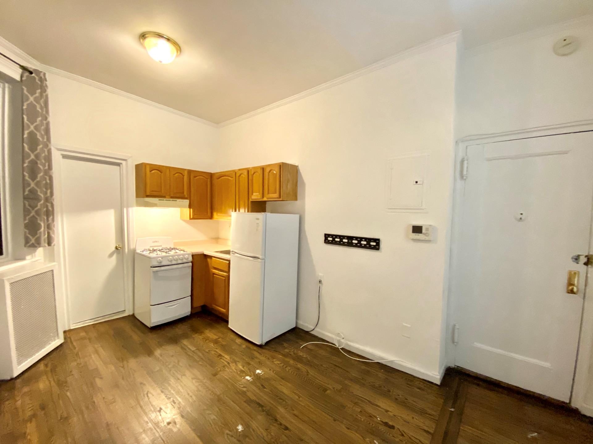 243 East 39th Street