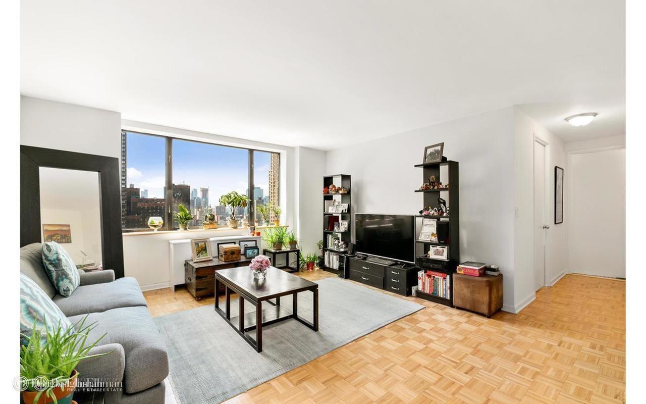 30 West 61st Street