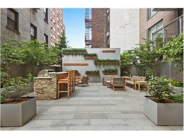 225 East 34th Street