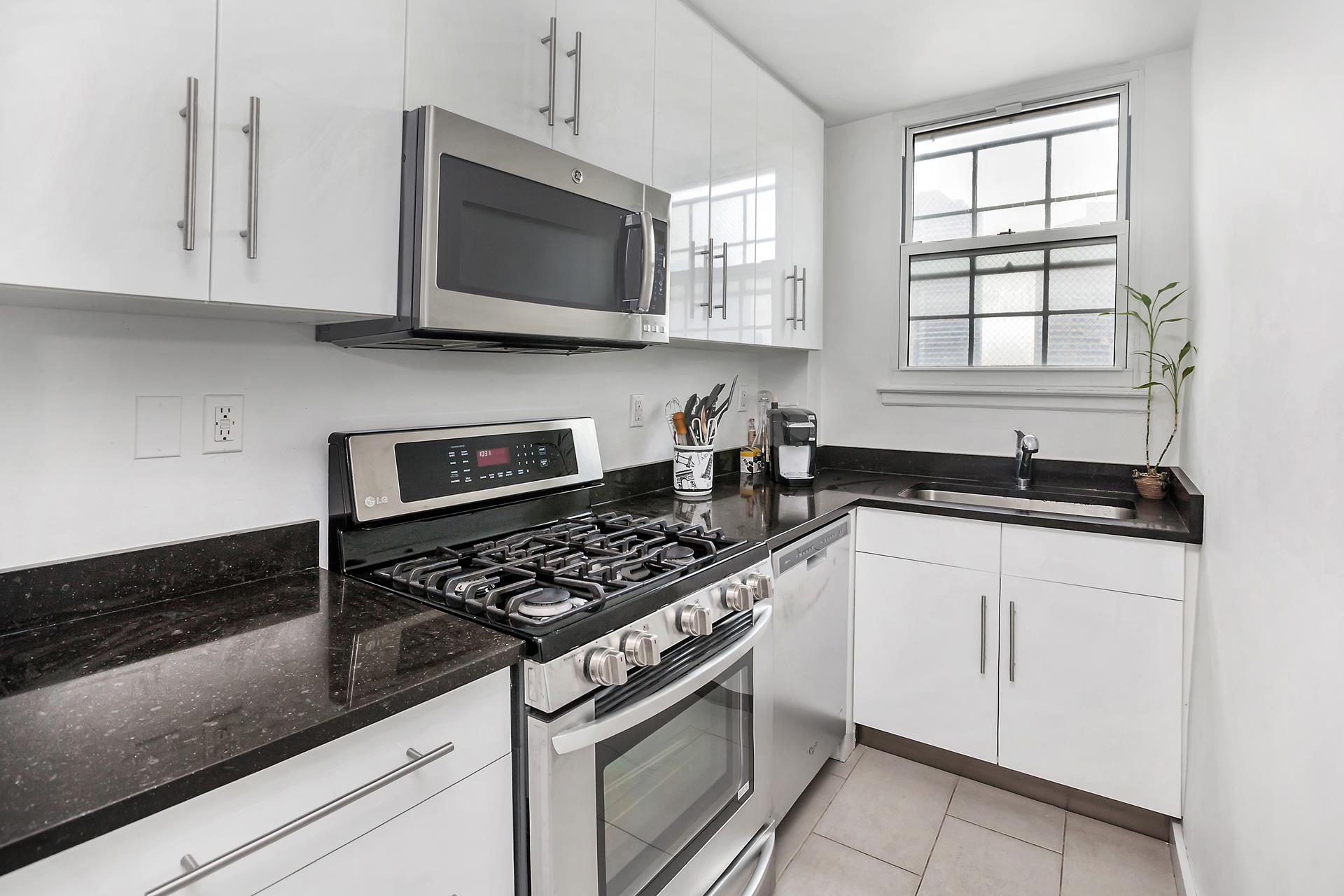 225 East 36th Street