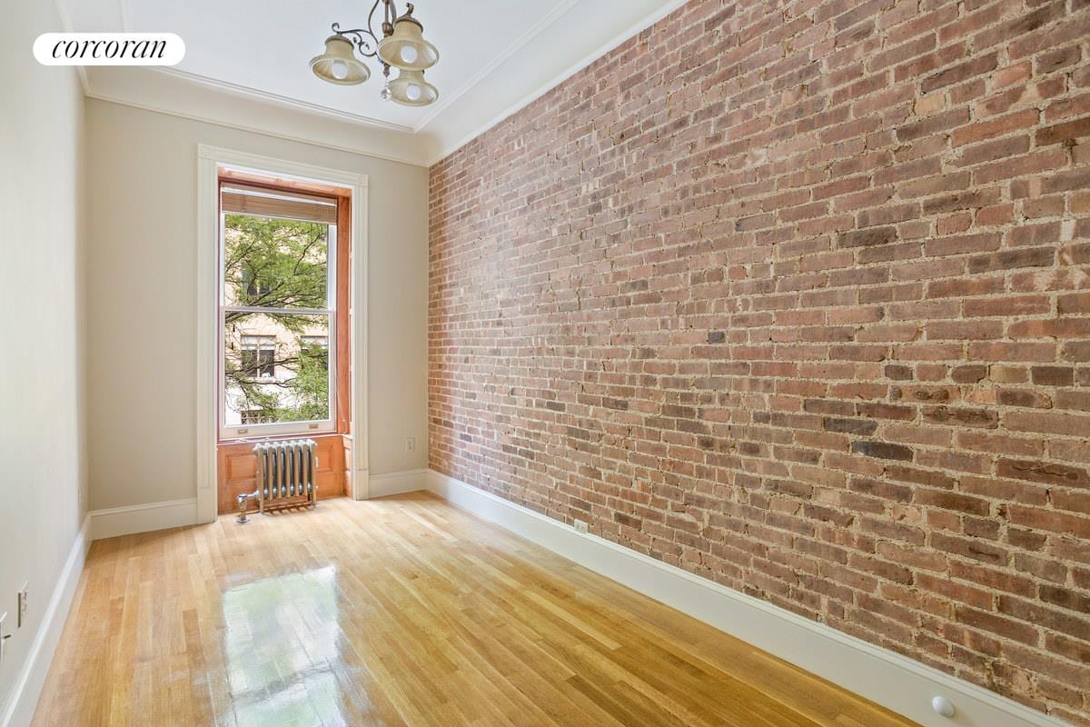 8 West 71st Street