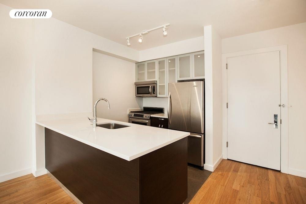 808 Columbus Avenue