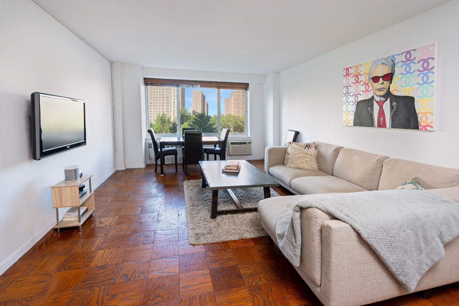 392 Central Park West