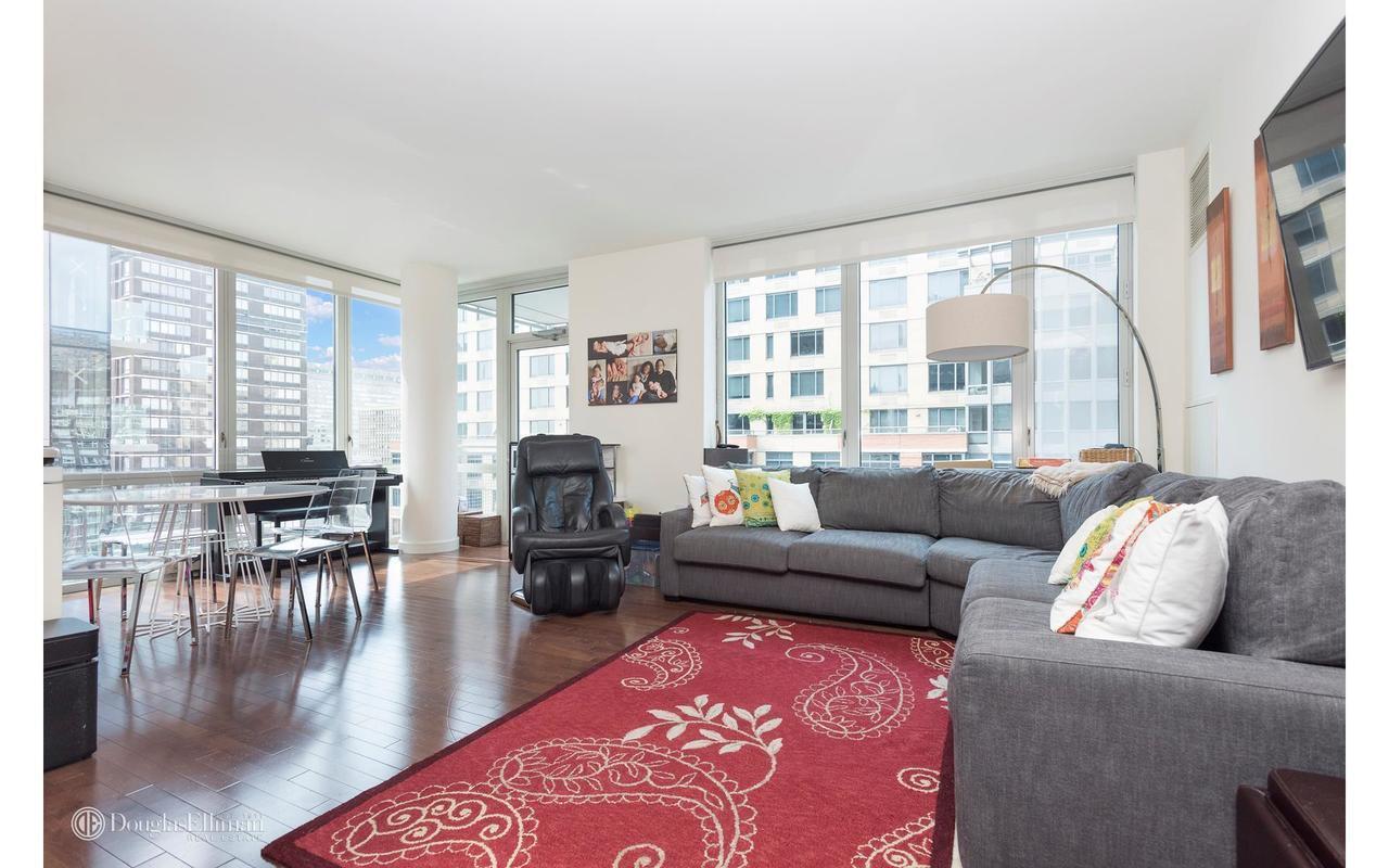 225 East 34th Street