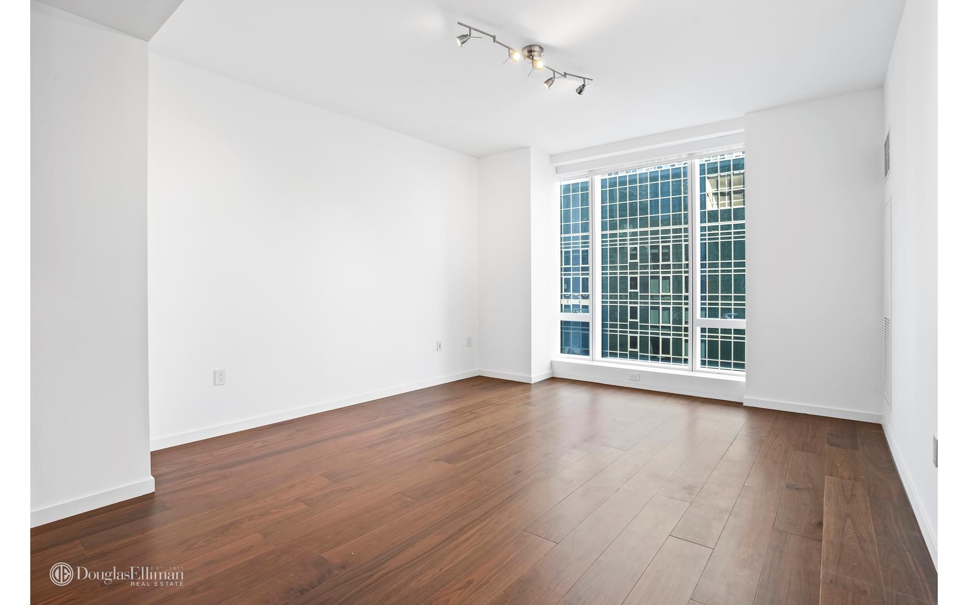 1 West End Avenue