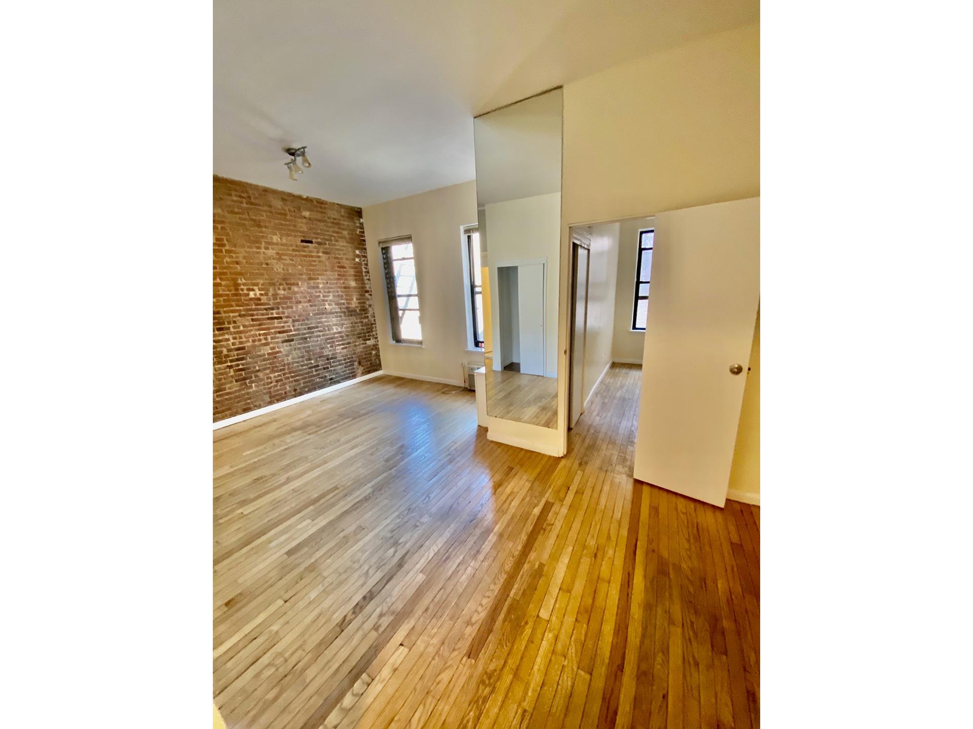 67 West 69th Street