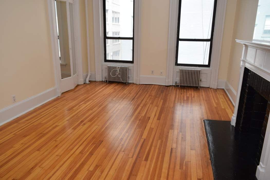 25 East 38th Street