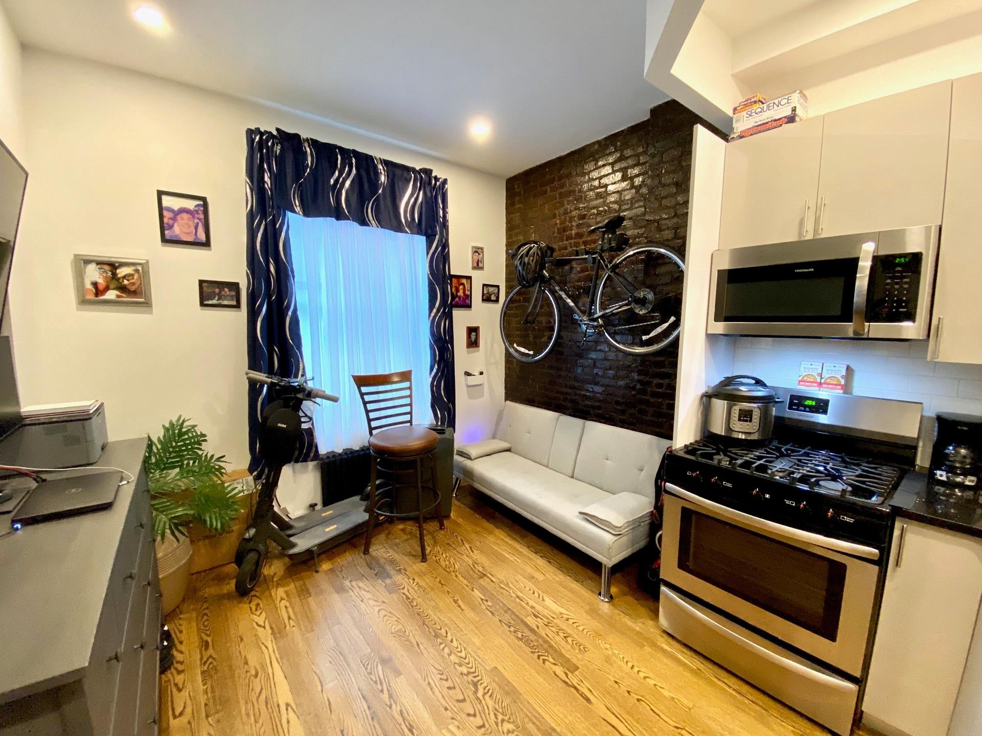 247 East 39th Street