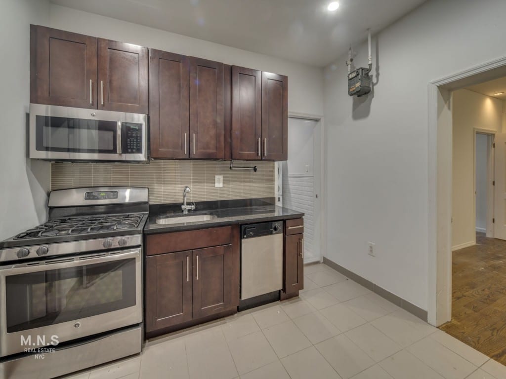 145 East 35th Street