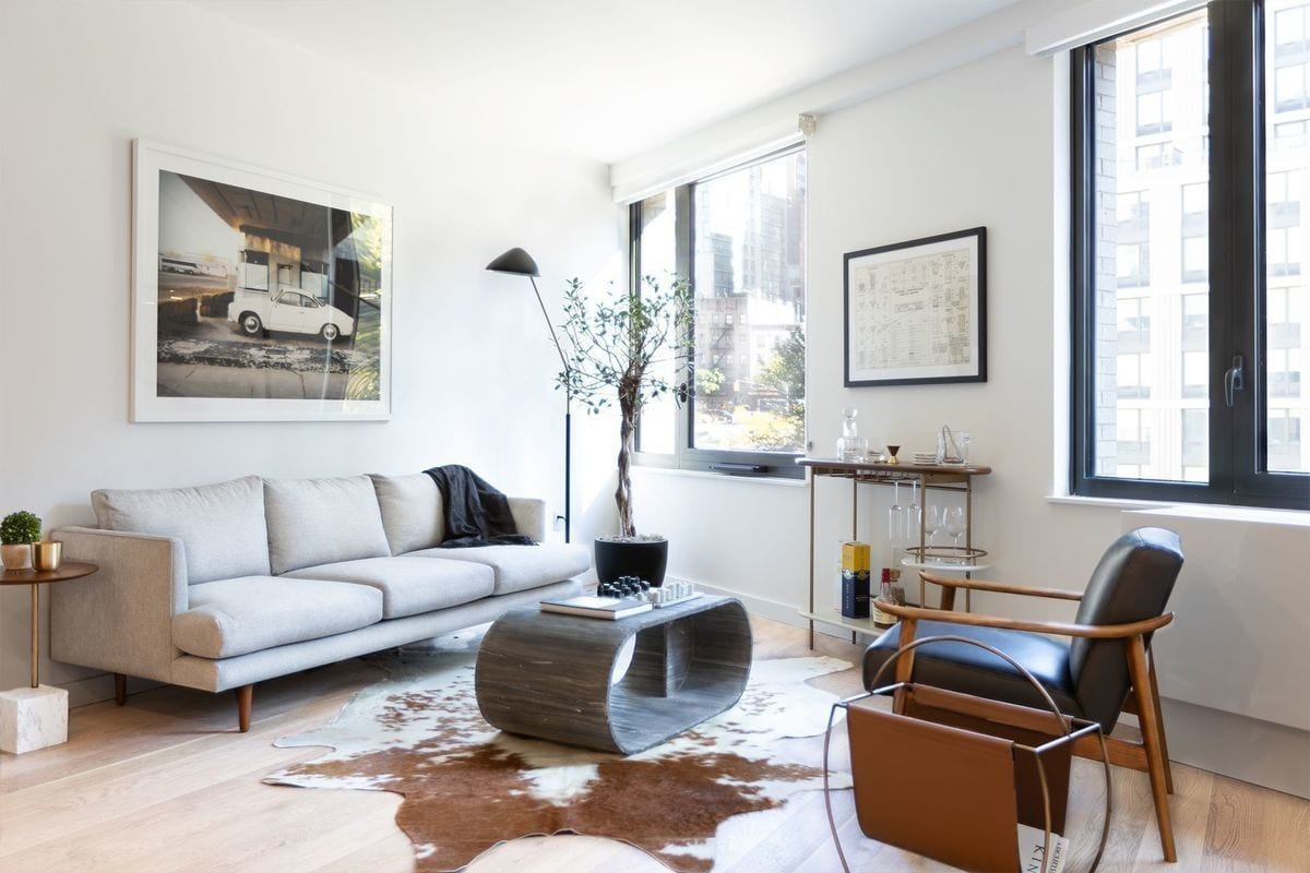 445 West 35th Street