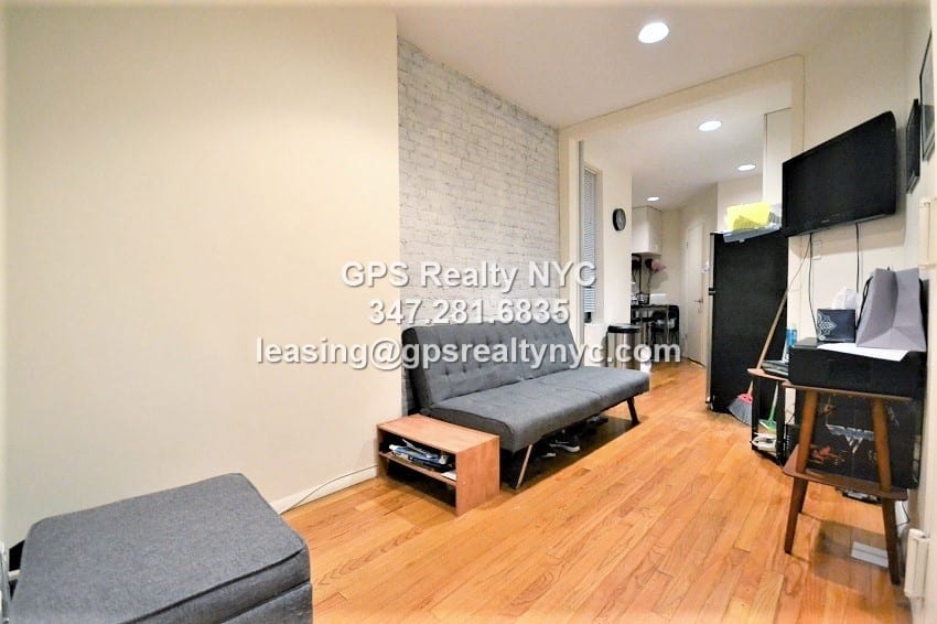 529 West 48th Street