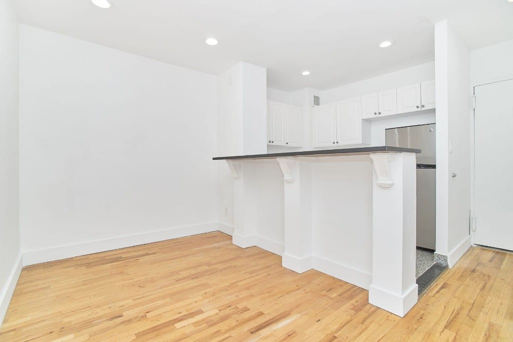 207-215 East 37th Street