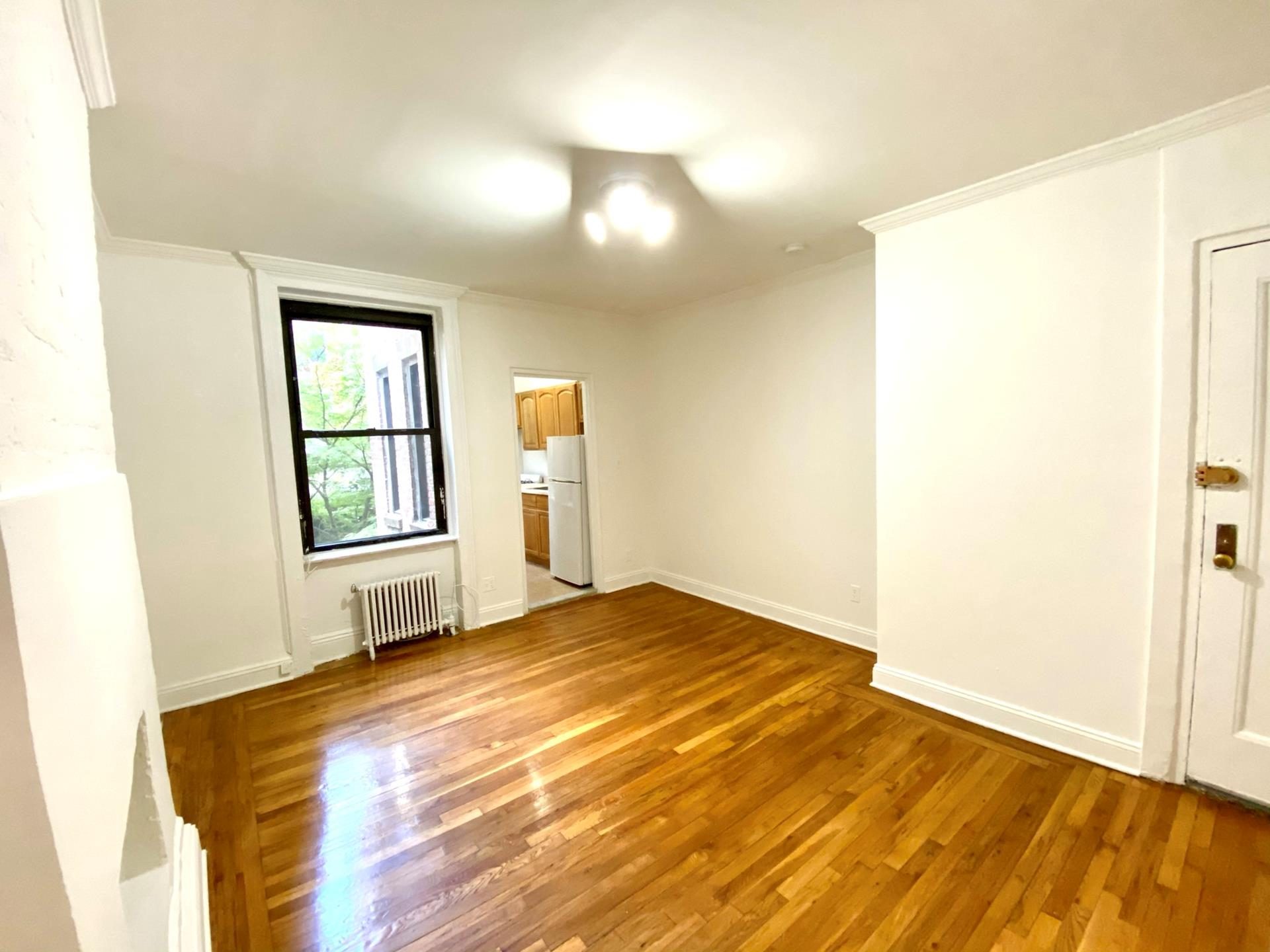 243 East 39th Street
