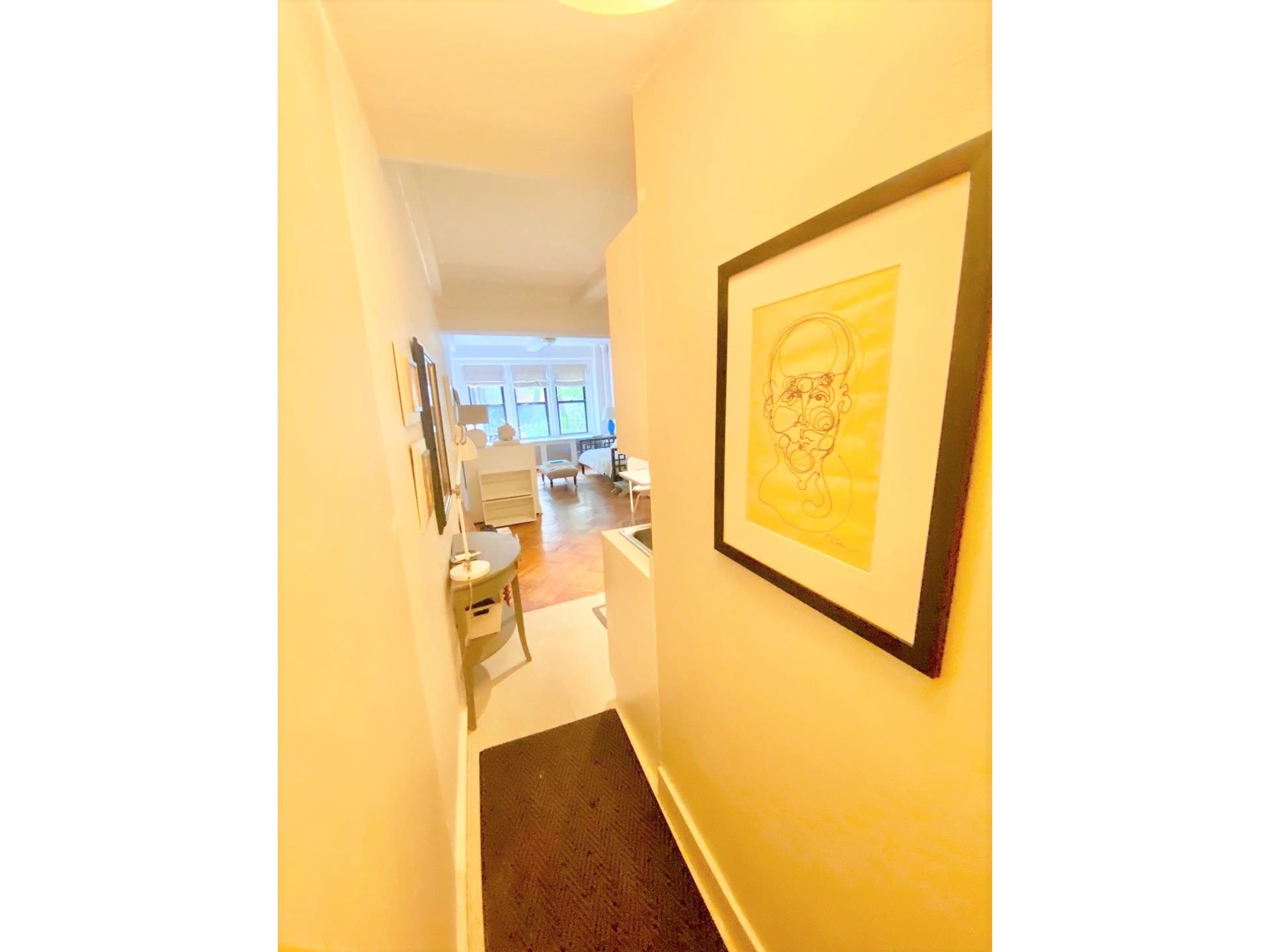 42 West 72nd Street