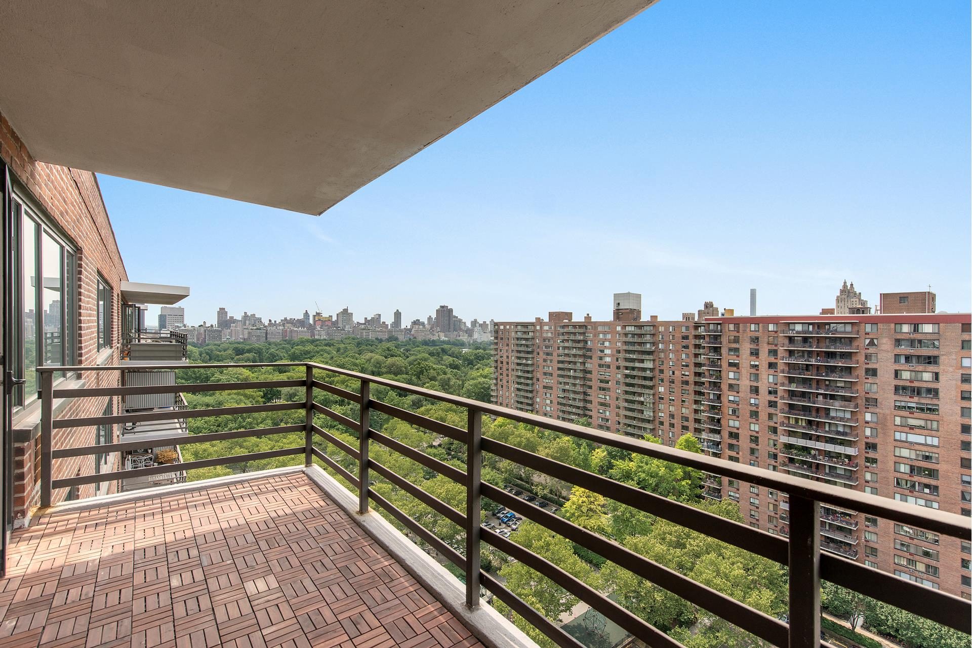 392 Central Park West