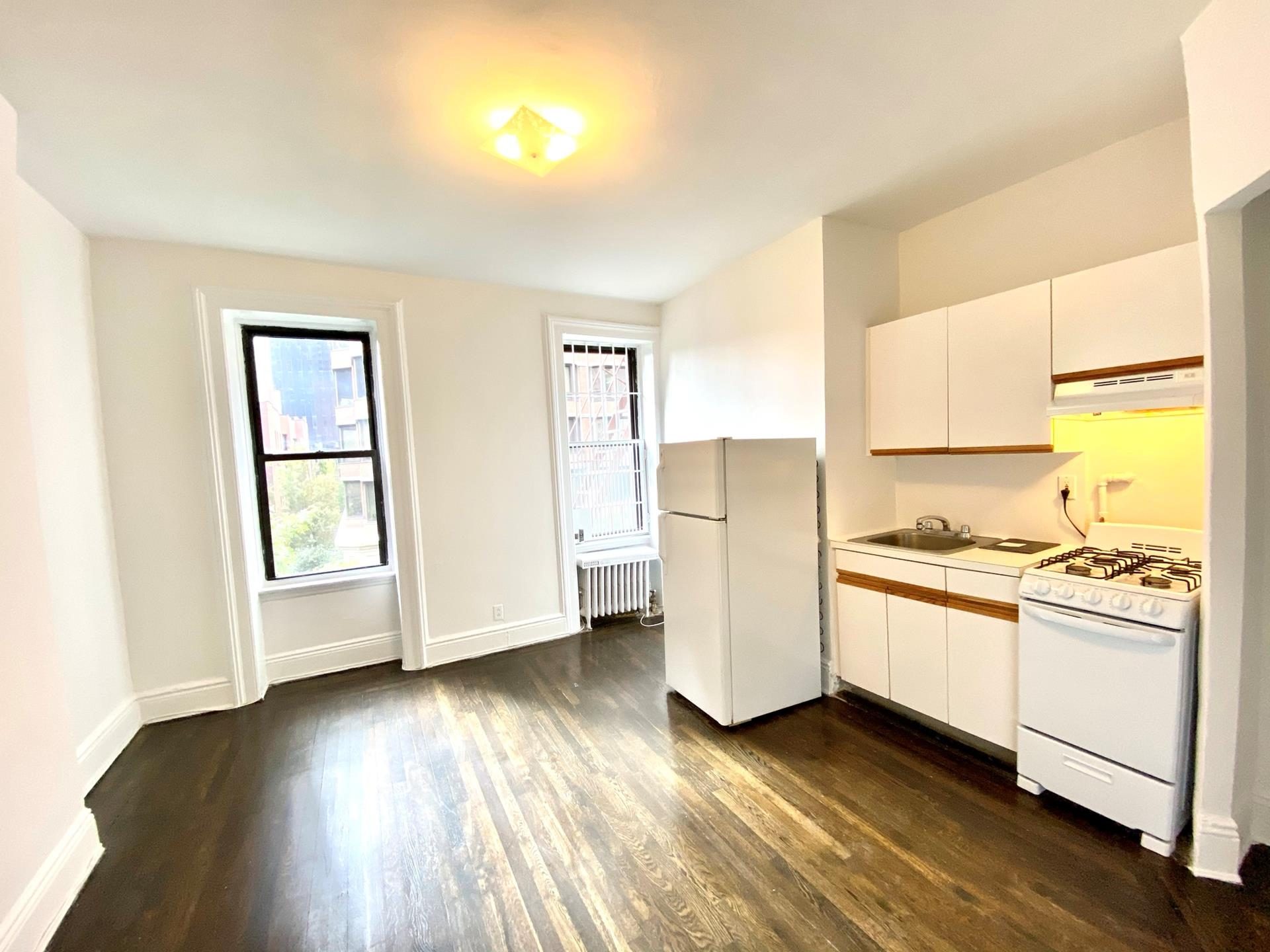 243 East 39th Street
