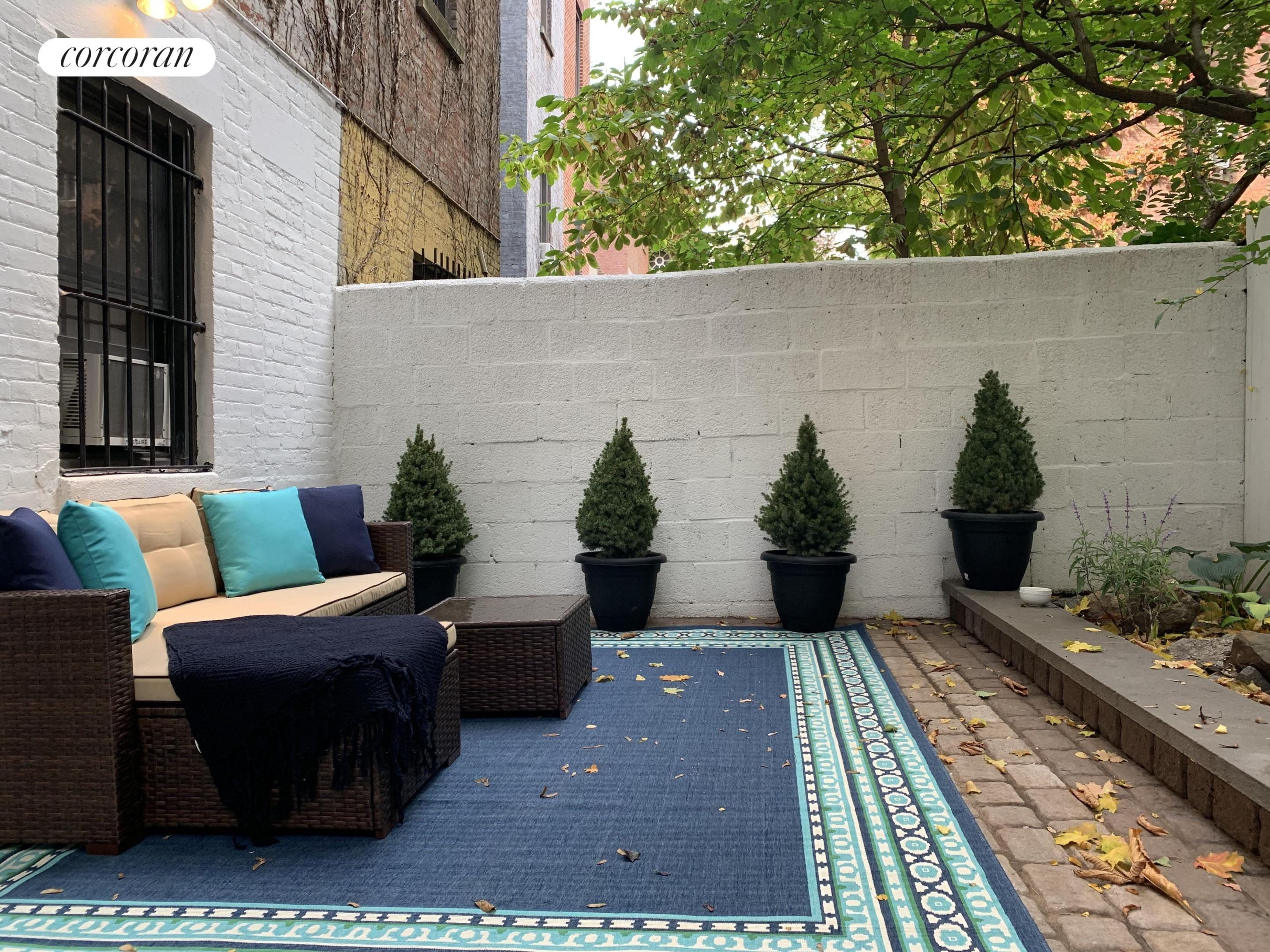 25 West 70th Street