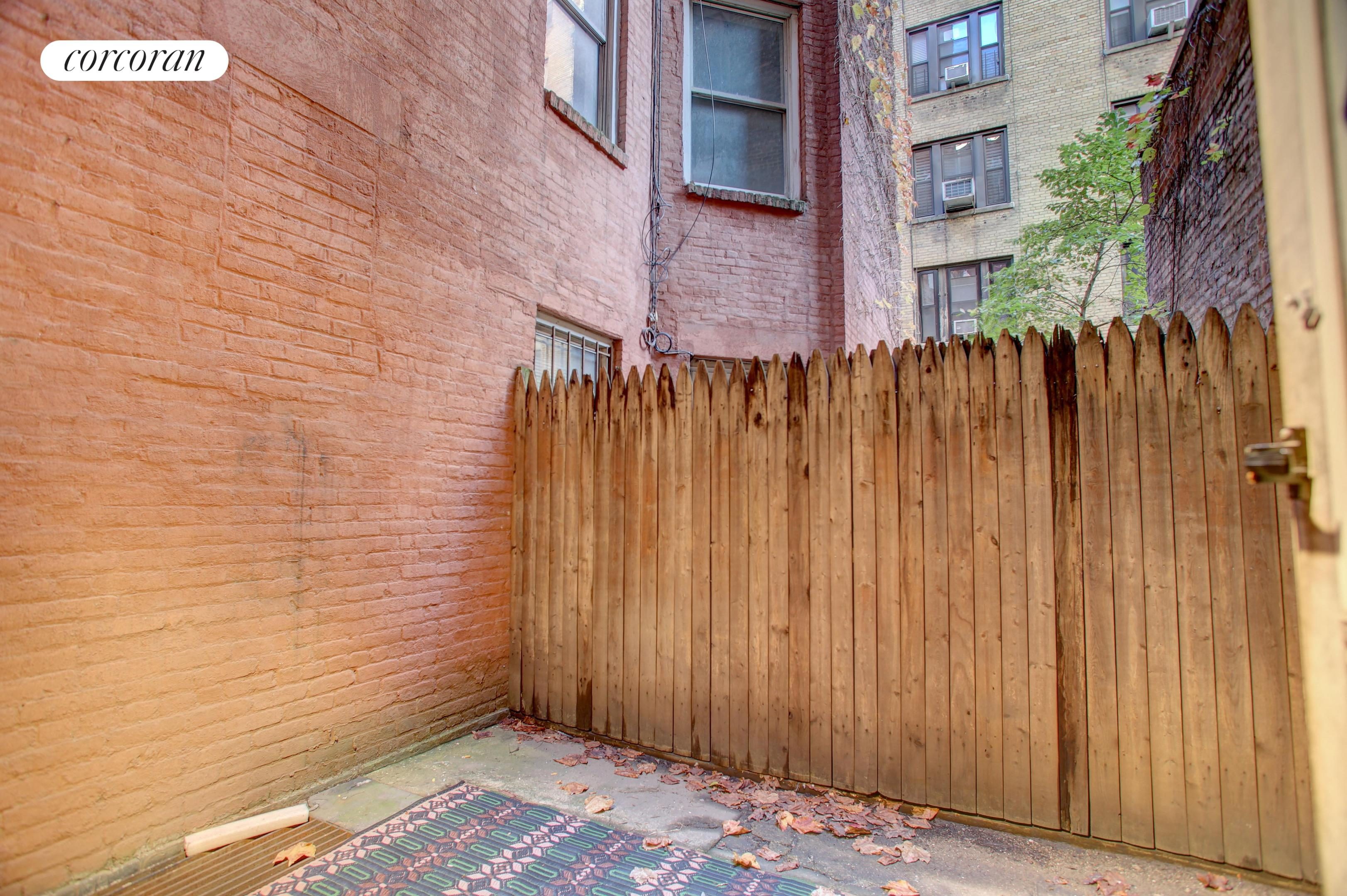 44 West 72nd Street