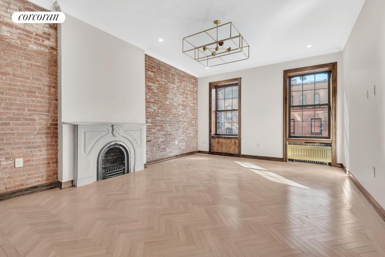 121 East 37th Street