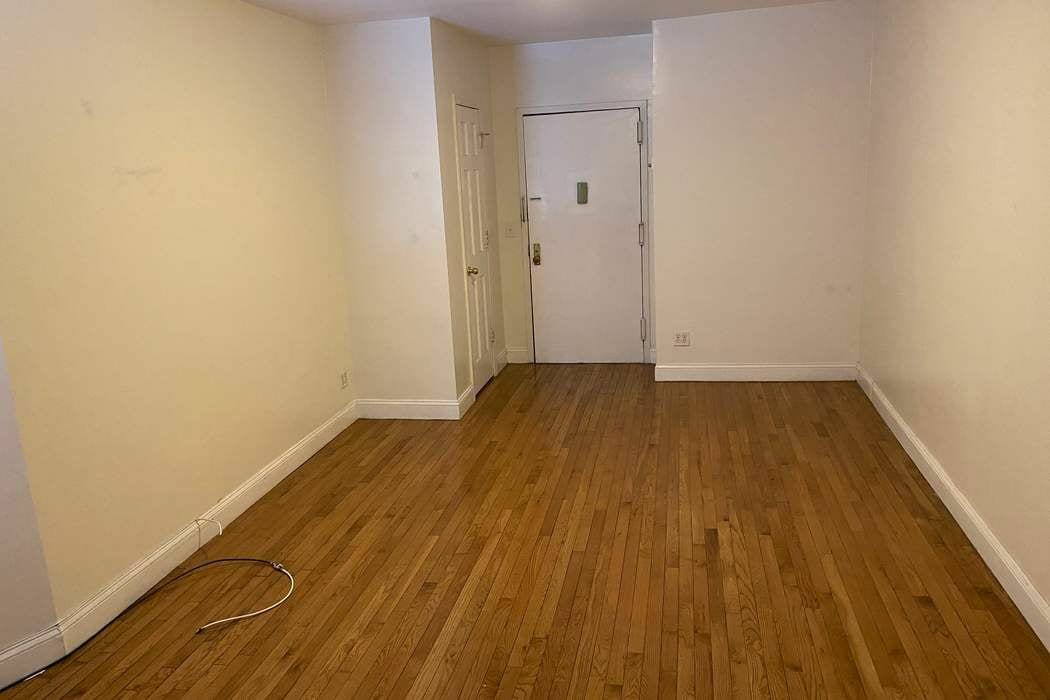 276 West 71st Street