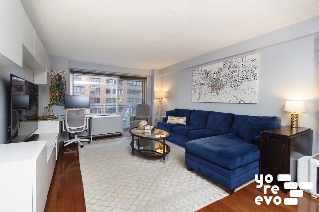 132 East 35th Street
