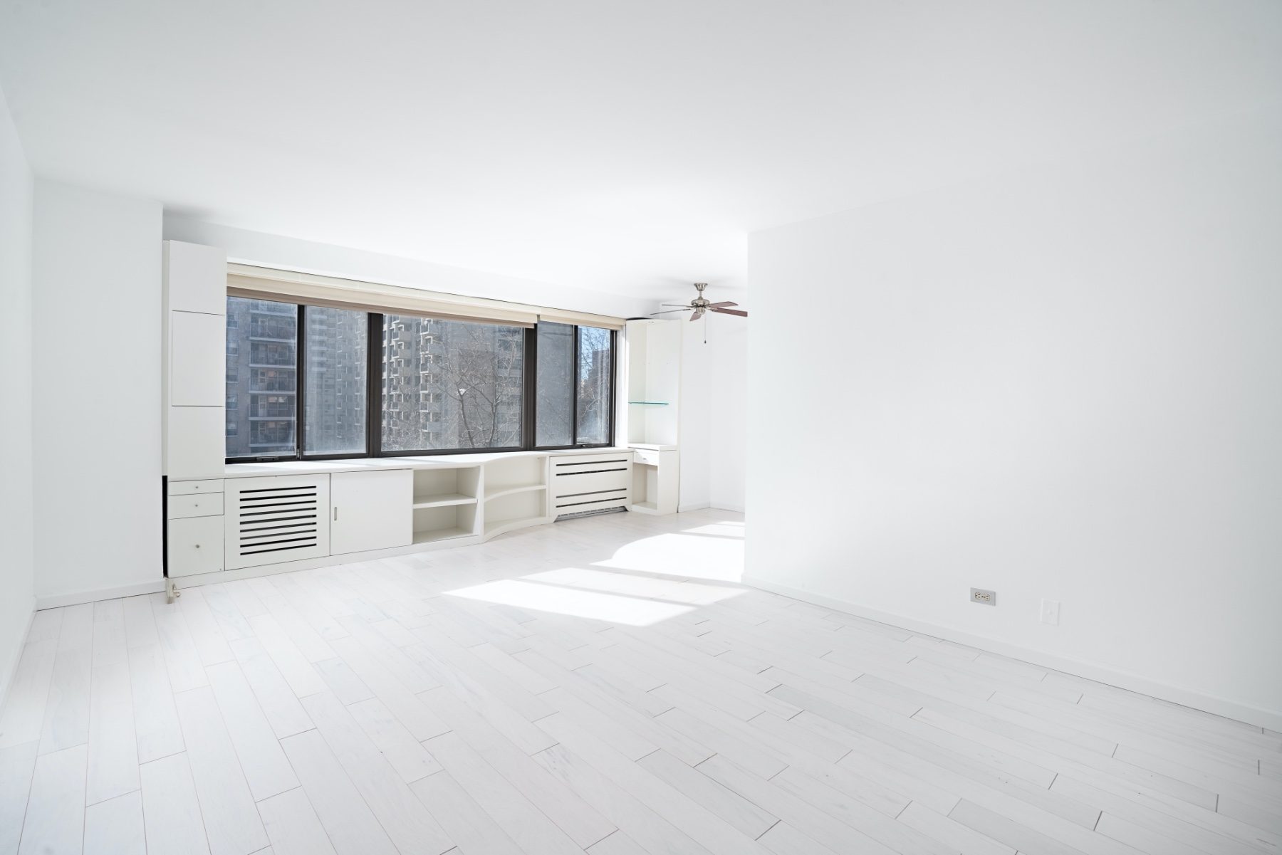 382 Central Park West