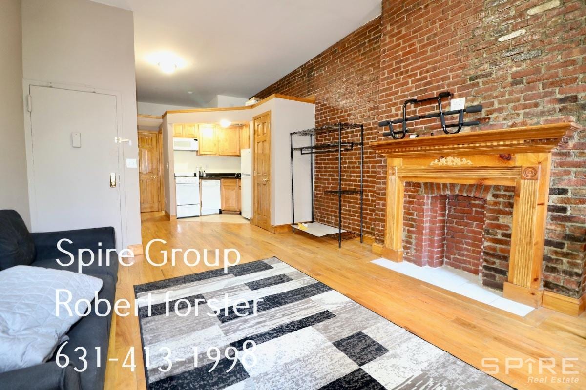 338 West 47th Street