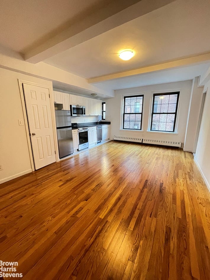 100 East 35th Street