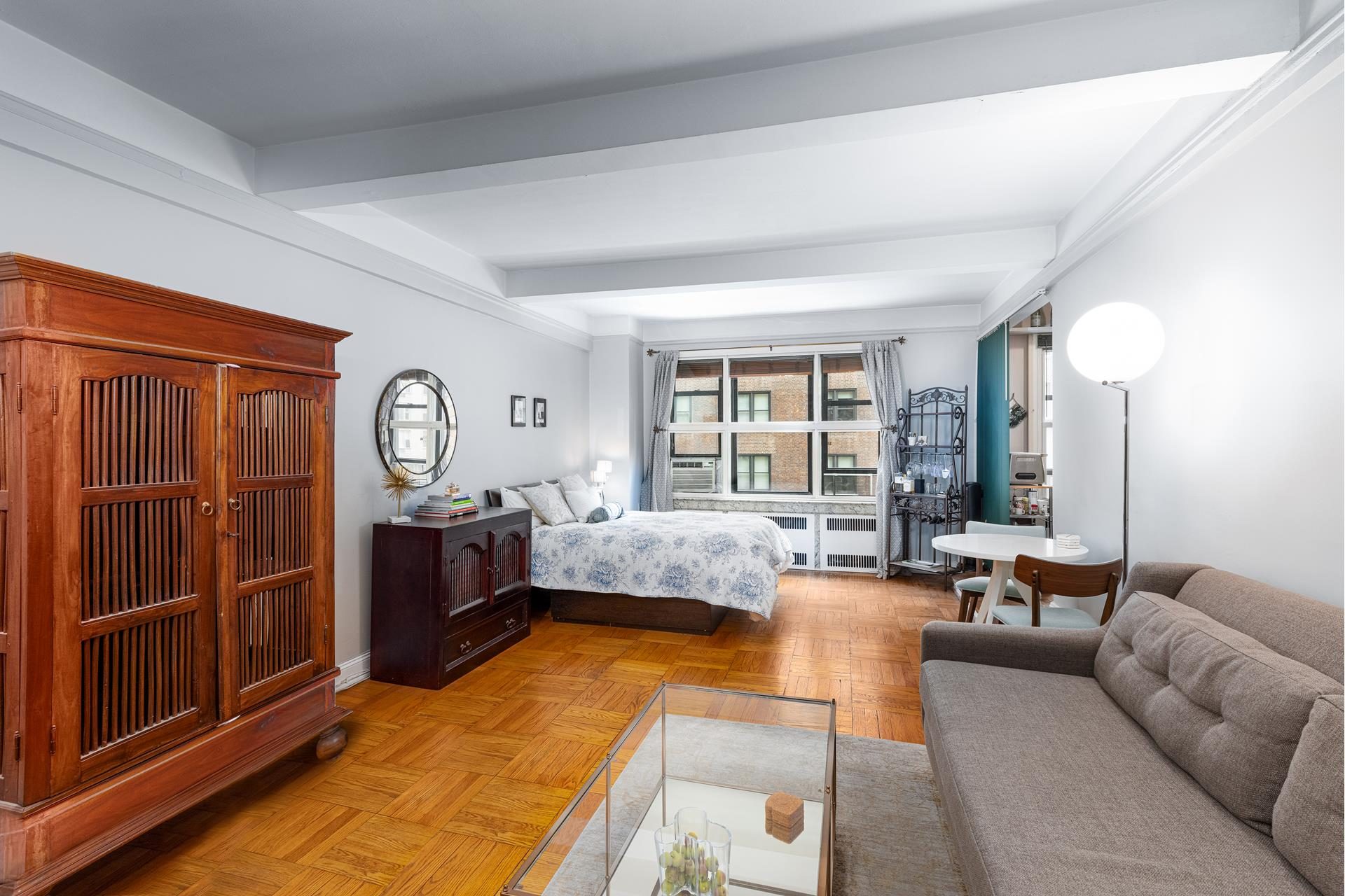 123 East 37th Street