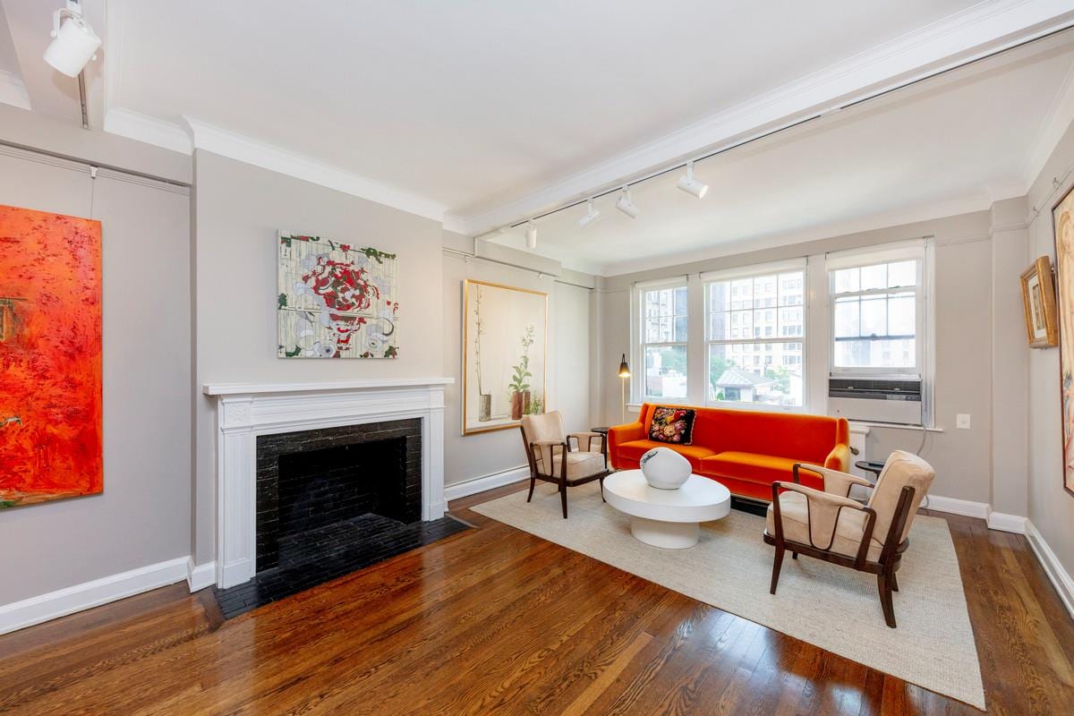 47 East 64th Street