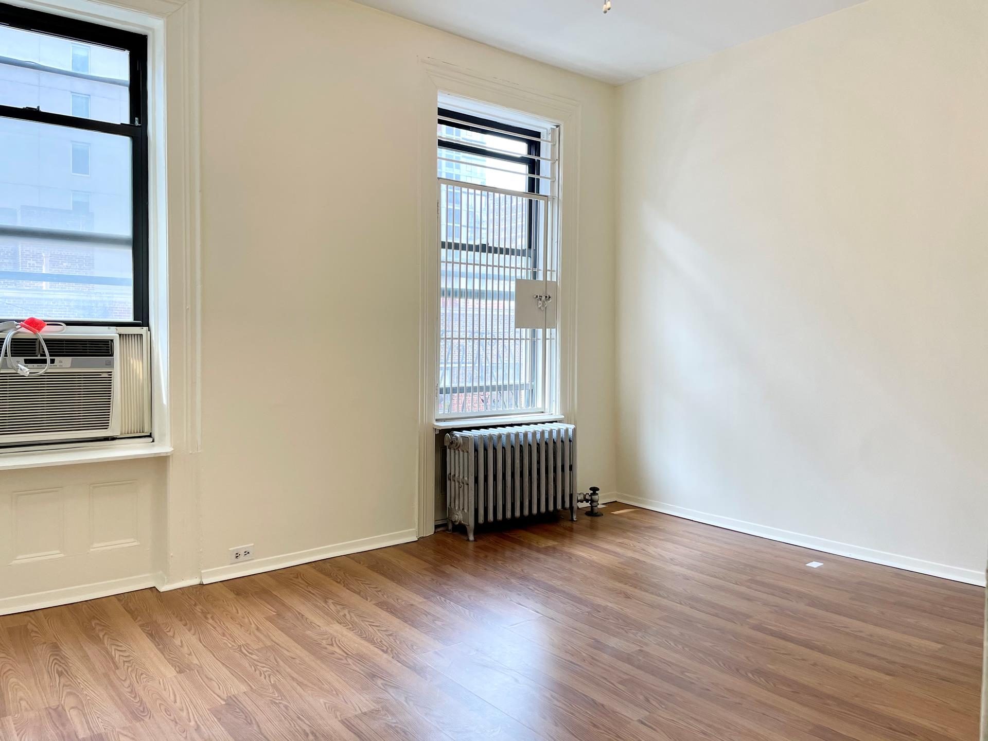 225 East 35th Street