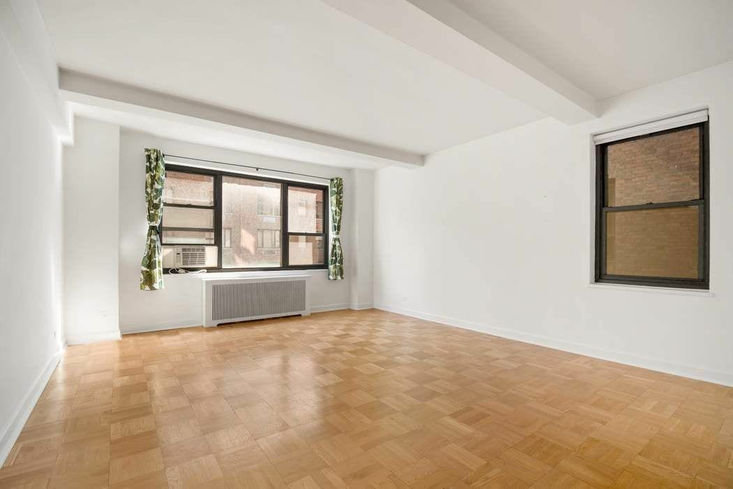 30 East 37th Street