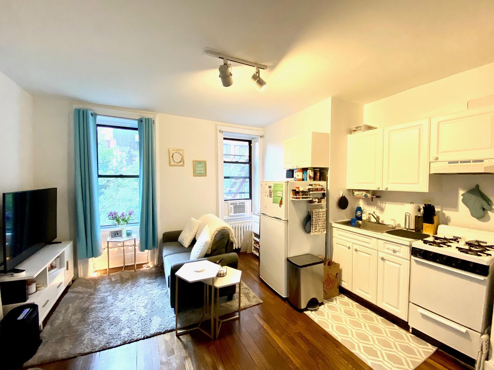 243 East 39th Street