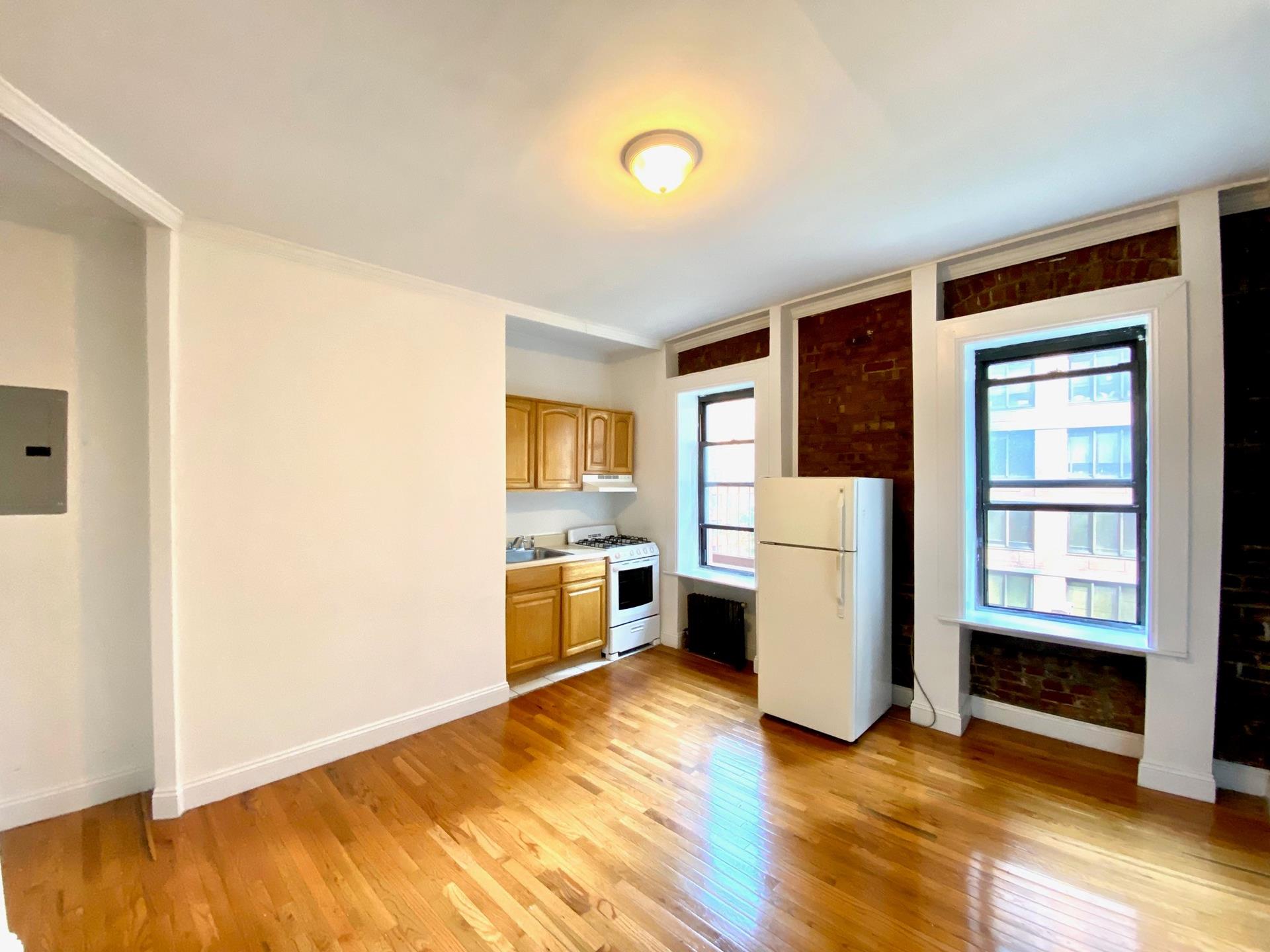 243 East 39th Street