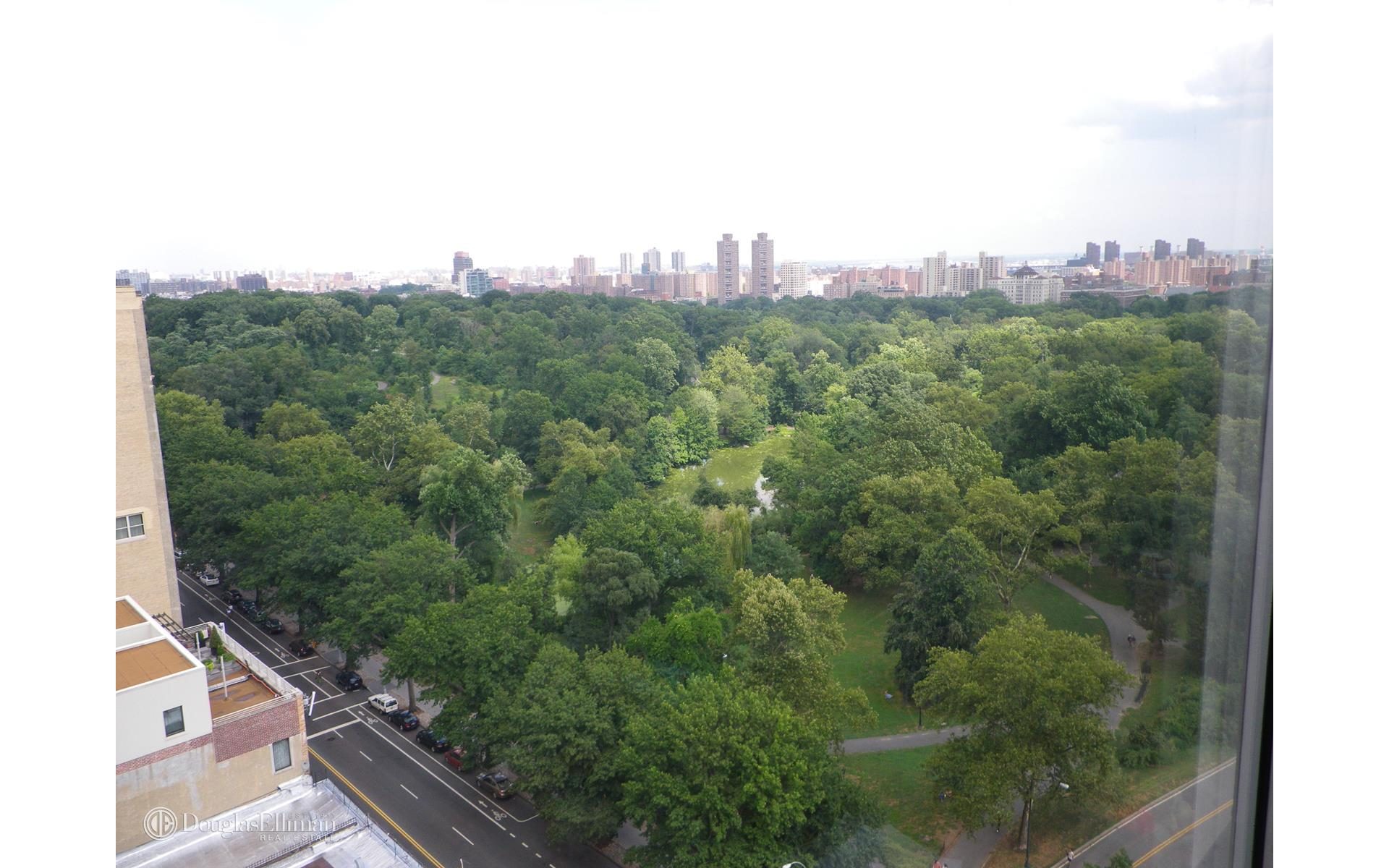 400 Central Park West