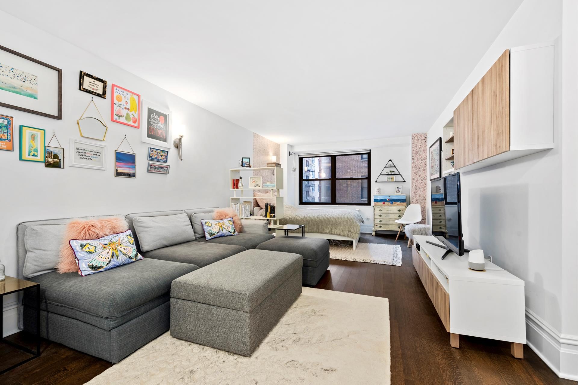 305 East 40th Street