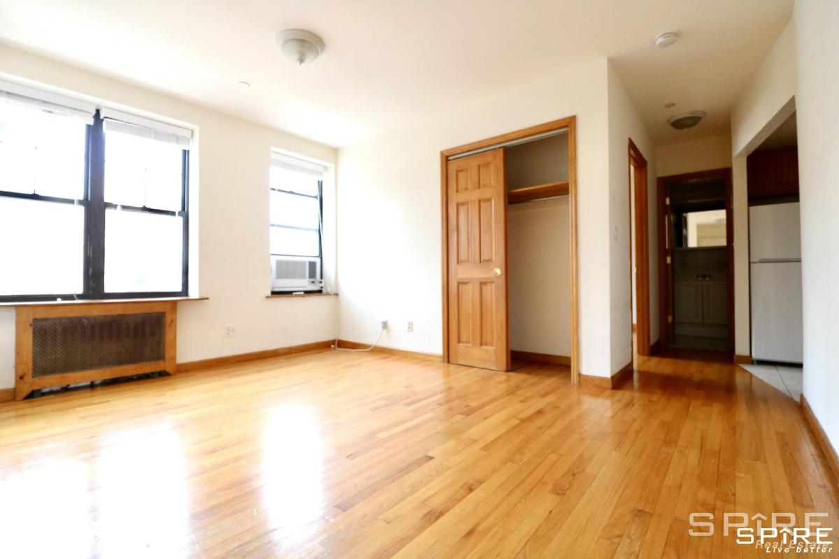 646 Tenth Avenue