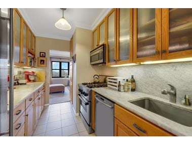 20 West 64th Street