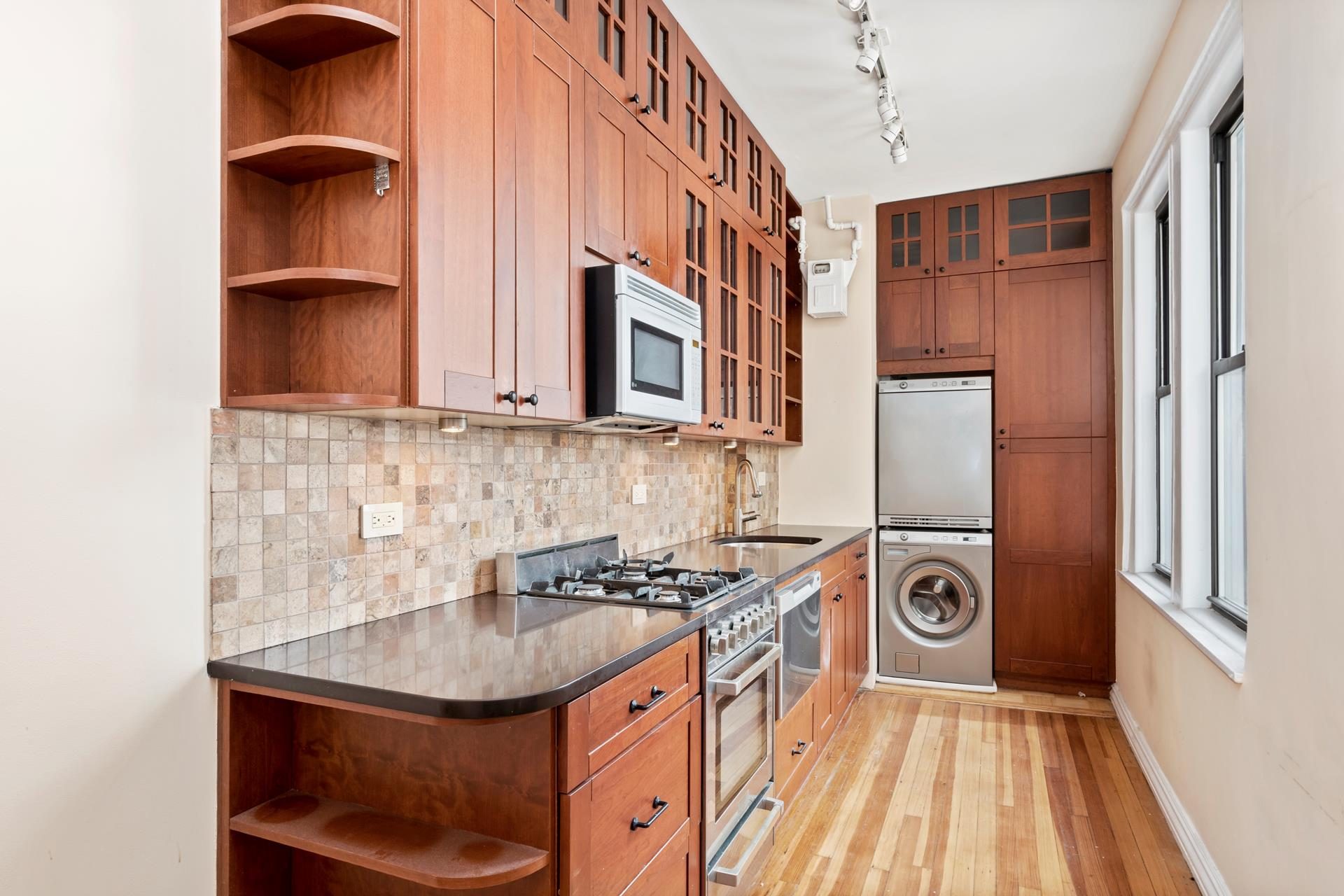 28 West 69th Street