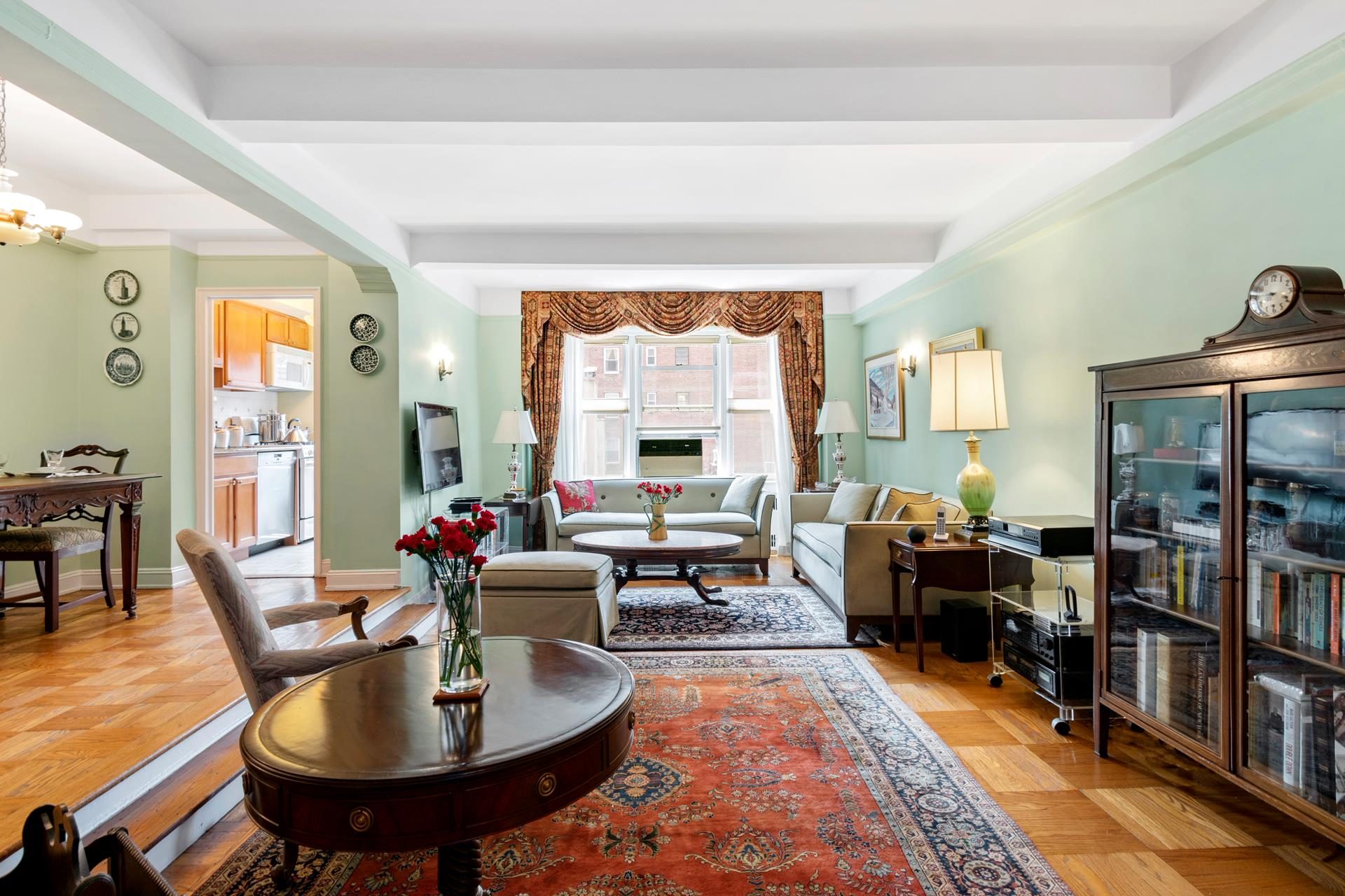 123 East 37th Street