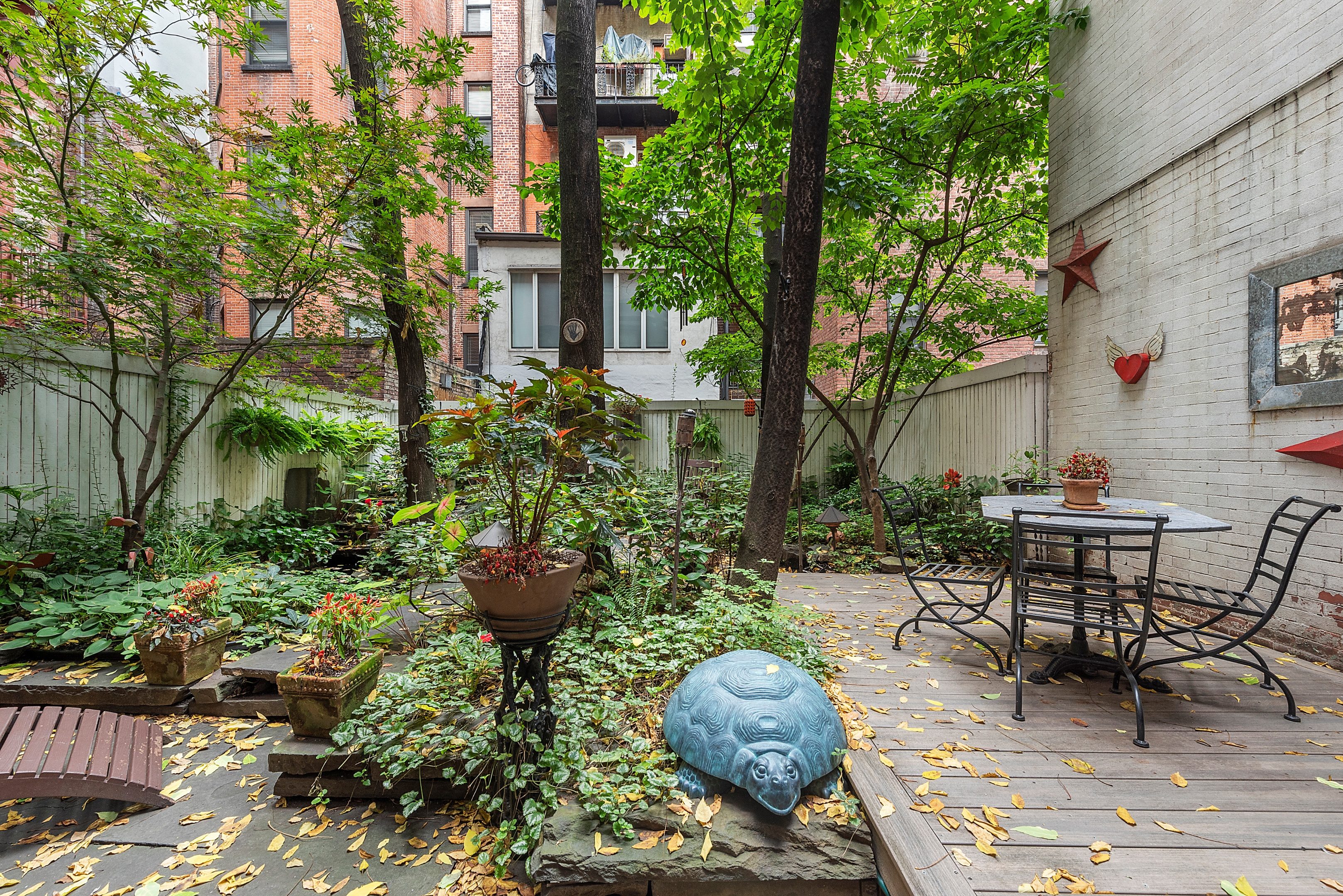 23 East 37th Street