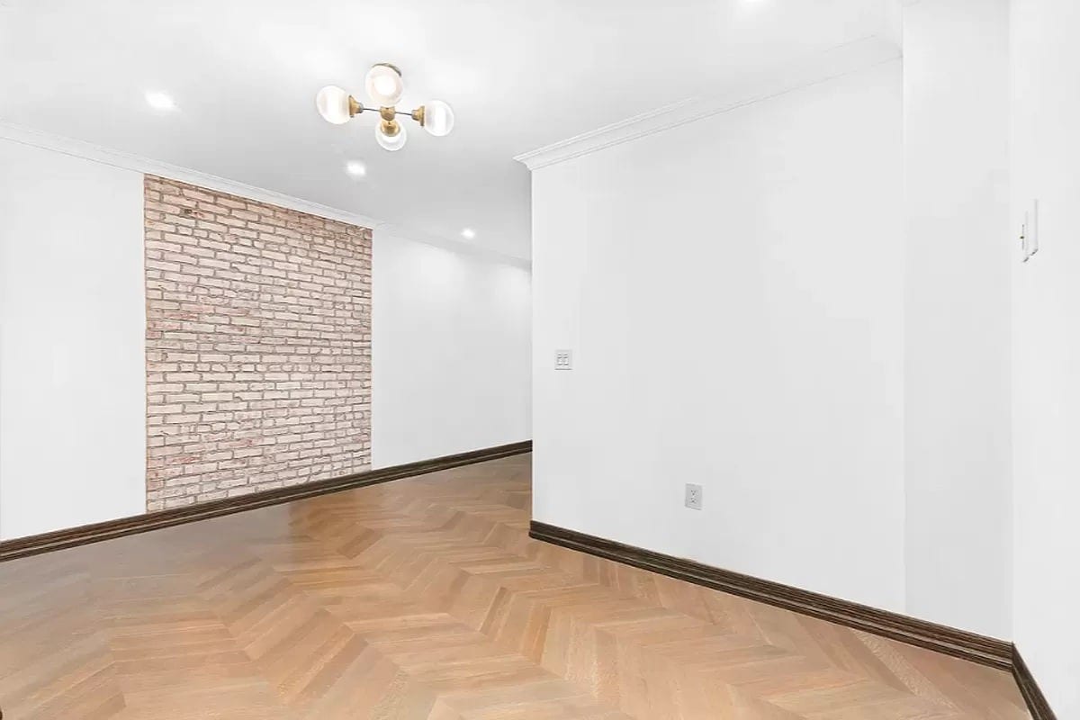 121 East 37th Street
