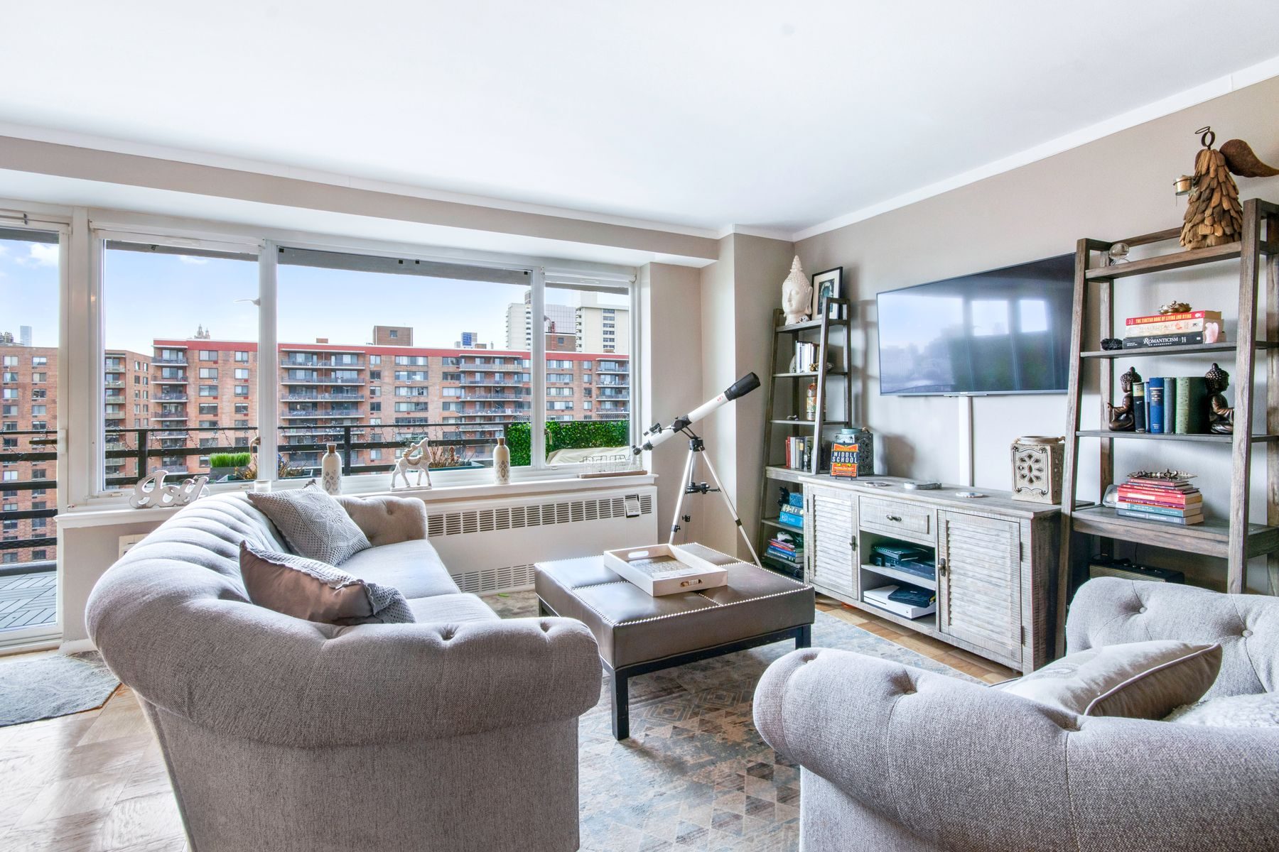 392 Central Park West