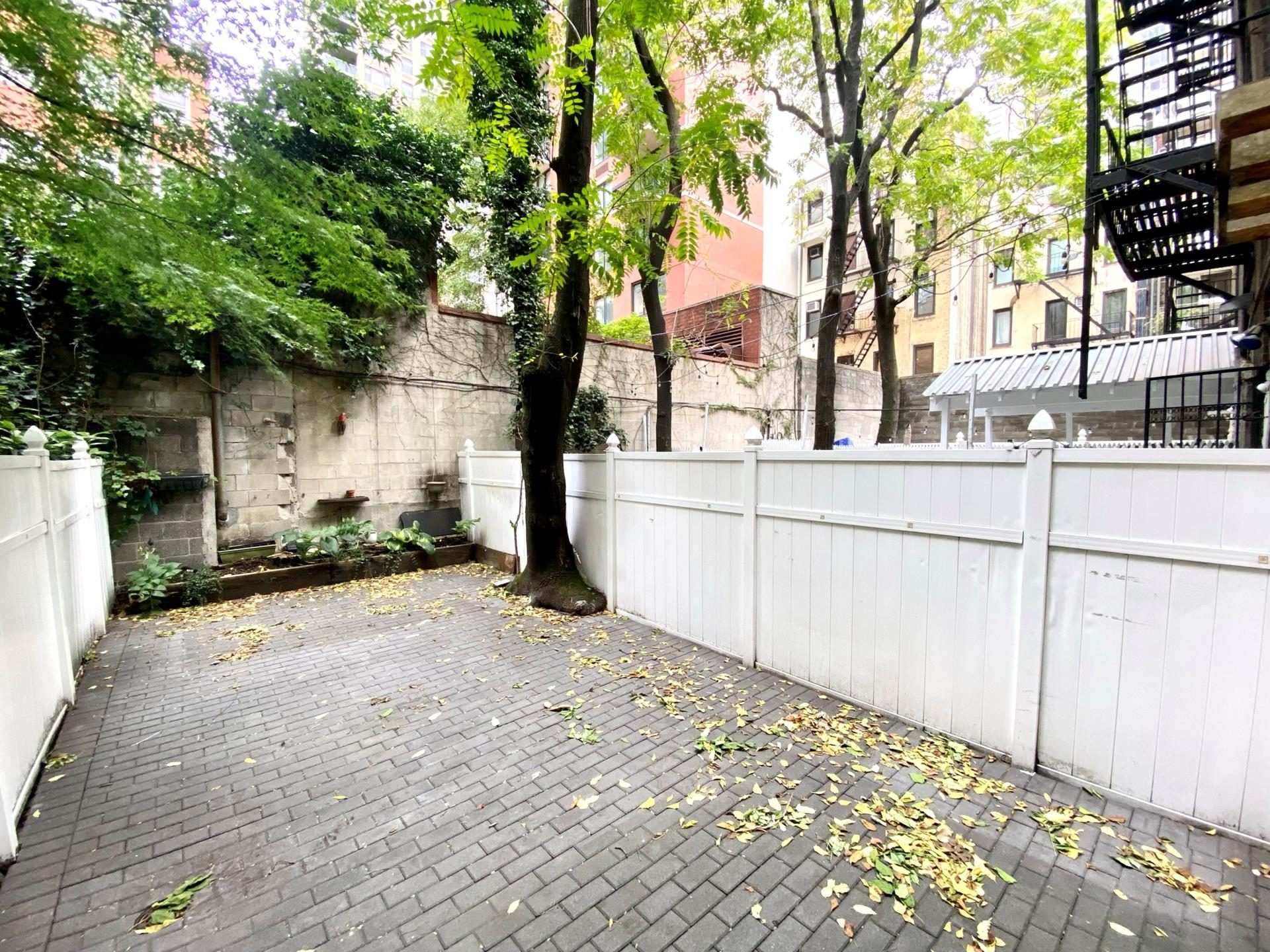 243 East 39th Street