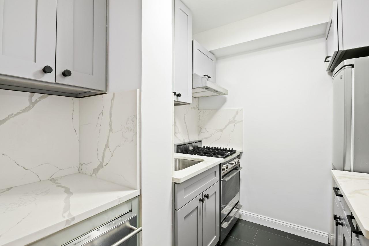 150 East 37th Street