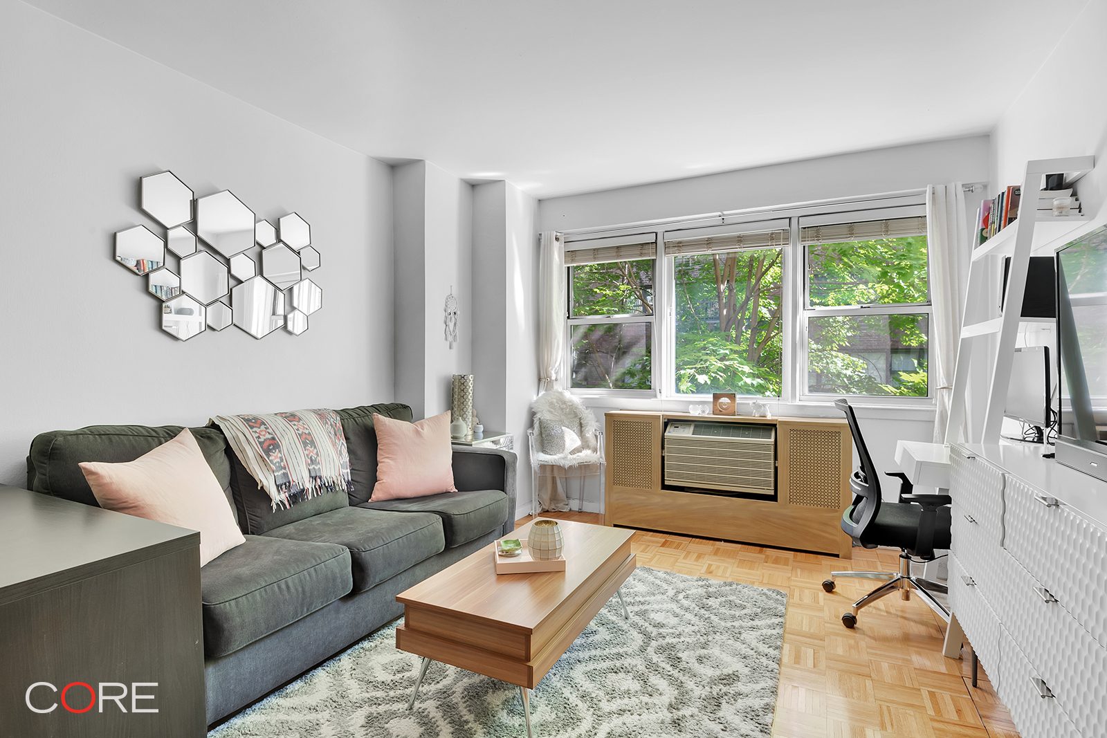 245 East 35th Street