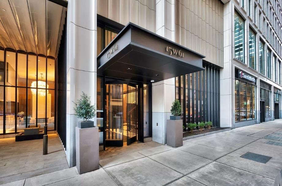 15 West 61st Street