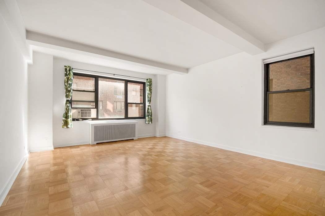 30 East 37th Street