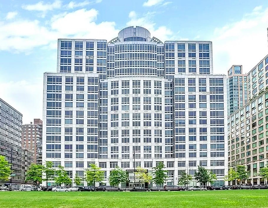 120 Riverside Boulevard