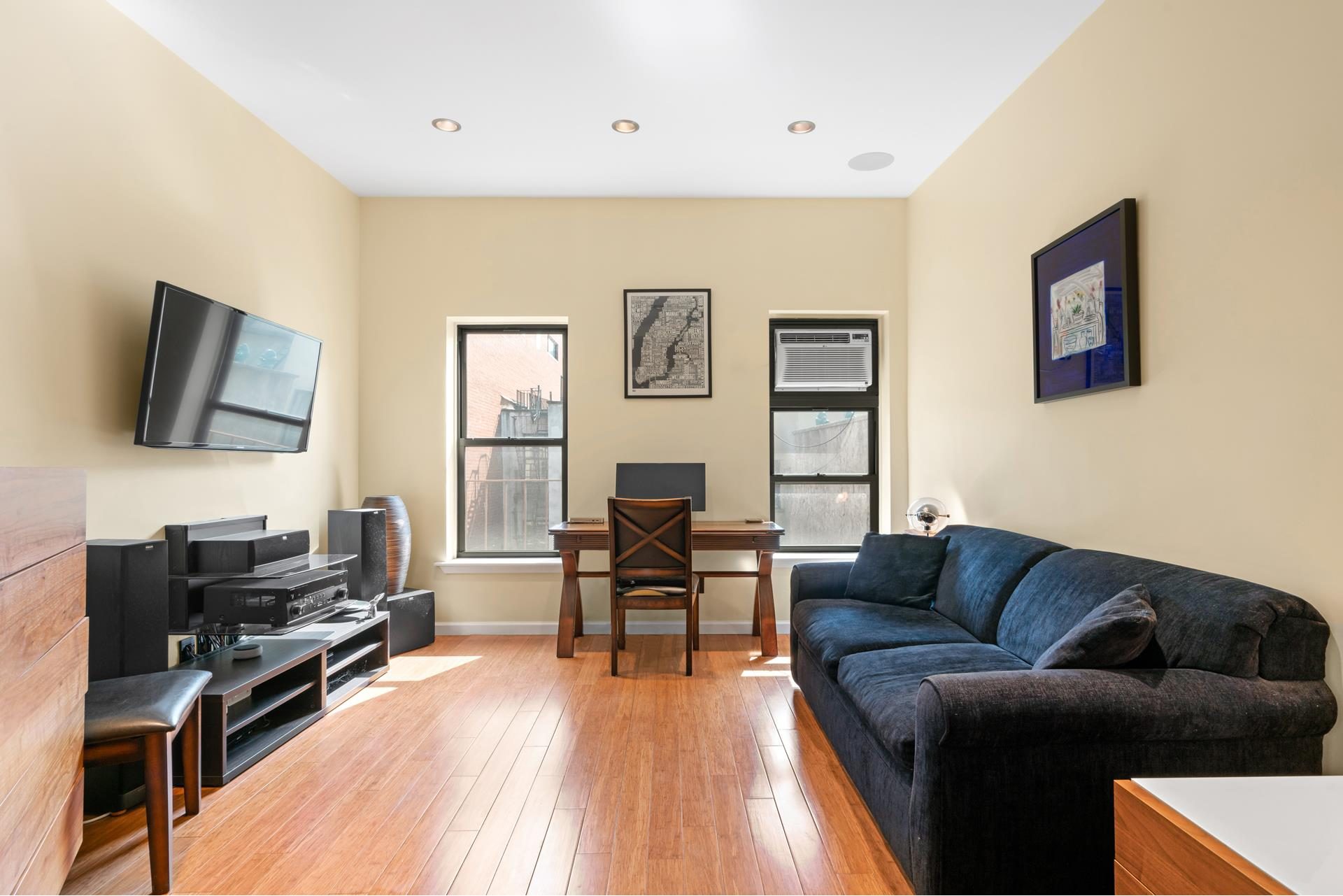 522 West 50th Street
